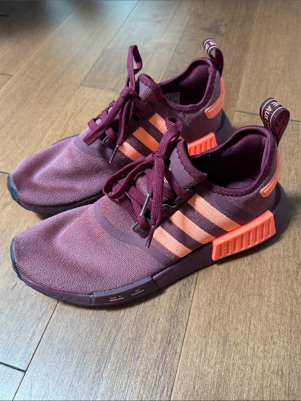 Adidas shoes sz. 9